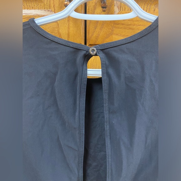 Lululemon Tank - Picture 3 of 4